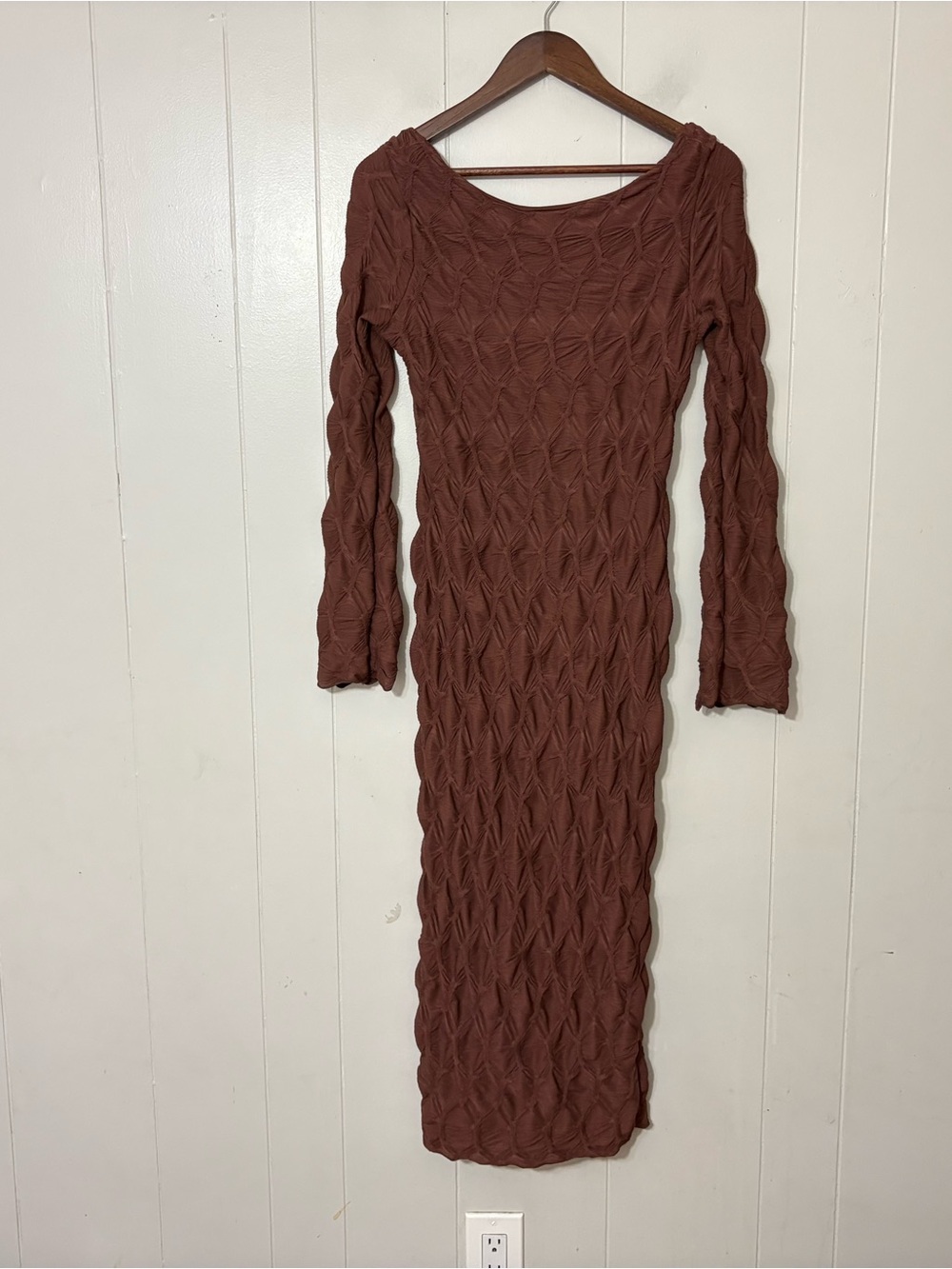 See You Monday Textured Midi Dress Brown Long Sleeve Bodycon Size L NWT